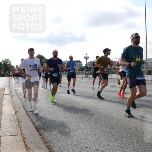 29.06.2025 - hella hamburg halbmarathon Lena Gebhardt http://msf.ph/oto/8402294 29.06.2025 09:49:08 Lombardsbrücke 270, 13064, 135, 17792, 120, 1603, 2025, 6400, 1042, 1571, 1600, 1603, 2044, 2262, 2707, 2745, 2797, 2849, 2980, 3014, 3116, 3547, 4062, 4381, 4766, 5003, 5050, 5124, 5307, 5648, 5889, 6037, 6047, 6149, 6771, 6993, 7109, 7310, 7482, 7743, 7981, 8002, 8121, 8358, 8571, 9640, 9643, 10190, 10369, 10451, 10738, 10877, 11106, 11177, 11423, 11447, 11952, 12044, 12088, 12091, 12098, 12168, 12739, 13064, 13137, 13158, 13190, 13372, 13755, 13900, 13940, 14075, 14311, 14603 meine-sportfotos.de