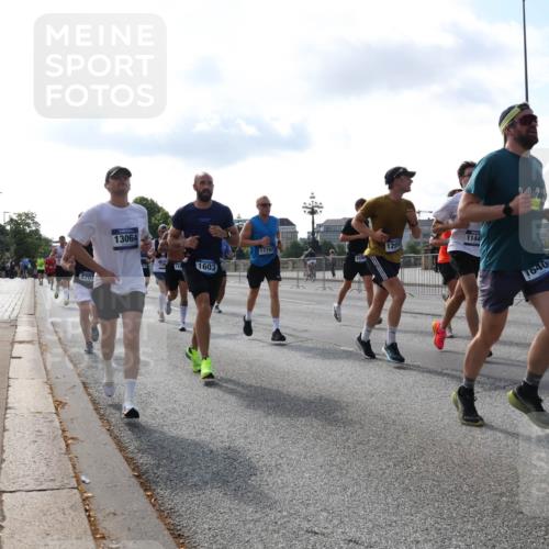 29.06.2025 - hella hamburg halbmarathon Lena Gebhardt http://msf.ph/oto/8402314 29.06.2025 09:49:08 Lombardsbrücke 2707, 13064, 13, 1603, 17792, 120, 1144, 640, 1042, 1571, 1600, 1603, 2044, 2262, 2707, 2745, 2797, 2849, 2980, 3014, 3116, 3547, 4062, 4381, 4766, 5003, 5050, 5124, 5307, 5648, 5889, 6037, 6047, 6149, 6771, 6993, 7109, 7310, 7482, 7743, 7981, 8002, 8121, 8358, 8571, 9640, 9643, 10190, 10369, 10451, 10738, 10877, 11106, 11177, 11423, 11447, 11952, 12044, 12088, 12091, 12098, 12168, 12739, 13064, 13137, 13158, 13190, 13372, 13755, 13900, 13940, 14075, 14311, 14603 meine-sportfotos.de