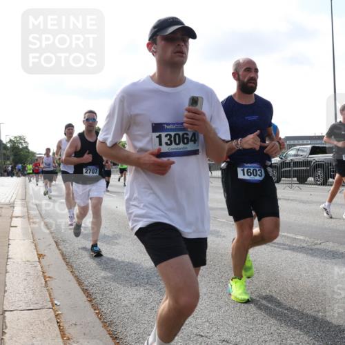 29.06.2025 - hella hamburg halbmarathon Lena Gebhardt http://msf.ph/oto/8402499 29.06.2025 09:49:09 Lombardsbrücke 2707, 13064, 1603, 10369, 1042, 1571, 1600, 1603, 2044, 2262, 2707, 2745, 2797, 2849, 2980, 3014, 3116, 3547, 4062, 4381, 4766, 5003, 5050, 5124, 5307, 5648, 5889, 6037, 6047, 6149, 6771, 6993, 7109, 7310, 7482, 7743, 7981, 8002, 8121, 8358, 8571, 9640, 9643, 10190, 10369, 10451, 10738, 10877, 11106, 11177, 11423, 11447, 11952, 12044, 12088, 12091, 12098, 12168, 12739, 13064, 13137, 13158, 13190, 13372, 13755, 13900, 13940, 14075, 14311, 14603, 14667 meine-sportfotos.de