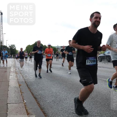 29.06.2025 - hella hamburg halbmarathon Lena Gebhardt http://msf.ph/oto/8402510 29.06.2025 10:03:27 Lombardsbrücke 1450, 4511, 9453, 17096, 7935, 1114, 1135, 1138, 1161, 1414, 1450, 1482, 1885, 2277, 2594, 2619, 2683, 2759, 2780, 2782, 2810, 3572, 4307, 4511, 4613, 5384, 5396, 5464, 6208, 6217, 6391, 6453, 7210, 7211, 7277, 7278, 7279, 7290, 7706, 7935, 8484, 8614, 9439, 9453, 10389, 10824, 11402, 11556, 12169, 12177, 12211, 12212, 12377, 12422, 12843, 13036, 13474, 13664, 13732, 13793, 13857, 13874, 13976, 15539, 15643, 15859, 16371, 16621, 17226, 17550, 18028 meine-sportfotos.de