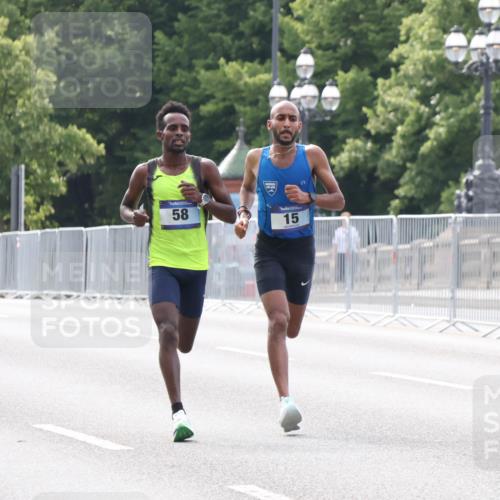 29.06.2025 - hella hamburg halbmarathon Lena Gebhardt http://msf.ph/oto/8402782 29.06.2025 09:31:27 Lombardsbrücke 58, 15, 1, 2, 4, 5, 6, 7, 8, 9, 10, 11, 13, 16, 22, 23, 25, 59 meine-sportfotos.de