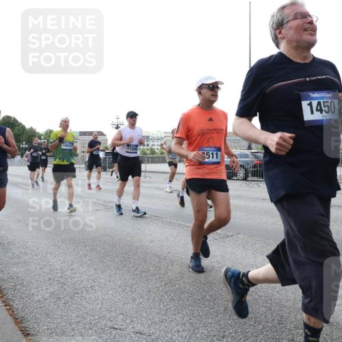 29.06.2025 - hella hamburg halbmarathon Lena Gebhardt http://msf.ph/oto/8402848 29.06.2025 10:03:29 Lombardsbrücke 114, 18028, 11556, 1863, 6453, 511, 1450, 1114, 1135, 1138, 1161, 1414, 1450, 1885, 2277, 2594, 2619, 2683, 2759, 2780, 2782, 2810, 3572, 4307, 4511, 5384, 5396, 5464, 6208, 6217, 6391, 6453, 7006, 7210, 7211, 7277, 7278, 7279, 7290, 7706, 7935, 8484, 9439, 9453, 10389, 10824, 11402, 11556, 12169, 12177, 12211, 12212, 12377, 12422, 12843, 13036, 13474, 13664, 13732, 13793, 13857, 13874, 13976, 15539, 15643, 15859, 16371, 16621, 17226, 17550, 18028 meine-sportfotos.de