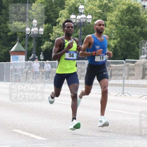 29.06.2025 - hella hamburg halbmarathon Lena Gebhardt http://msf.ph/oto/8402881 29.06.2025 09:31:28 Lombardsbrücke 58, 15, 1, 2, 4, 5, 6, 7, 8, 9, 10, 11, 13, 16, 22, 23, 25, 59 meine-sportfotos.de