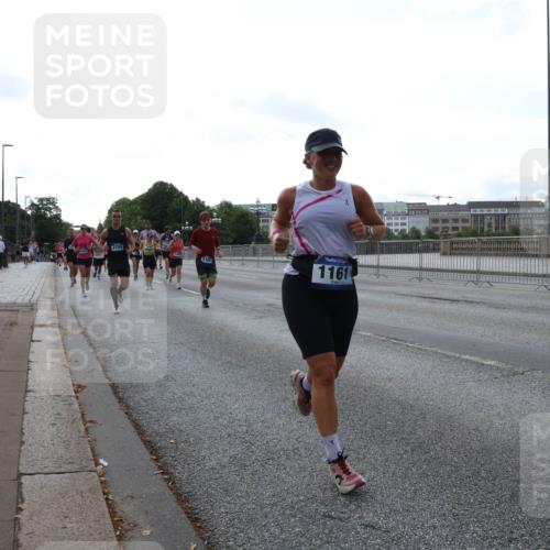 29.06.2025 - hella hamburg halbmarathon Lena Gebhardt http://msf.ph/oto/8404413 29.06.2025 10:03:39 Lombardsbrücke 2759, 534, 1161, 1114, 1135, 1138, 1161, 1355, 1367, 1450, 1885, 2277, 2594, 2619, 2683, 2759, 4095, 4307, 4511, 5363, 5384, 5396, 5464, 5613, 6391, 6453, 7006, 7277, 7278, 7279, 7290, 7306, 7485, 7706, 7935, 8469, 8484, 8727, 9280, 9453, 9899, 10389, 11402, 11556, 11614, 12177, 12211, 12212, 12336, 12377, 12843, 13474, 13732, 13793, 13857, 13976, 15520, 15539, 15643, 15859, 16113, 16371, 16621, 17098, 17226, 17550, 18028 meine-sportfotos.de