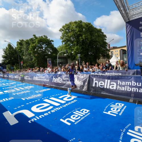 29.06.2025 - hella hamburg halbmarathon Zöllner http://msf.ph/oto/8404777 29.06.2025 10:03:12 Ziel 16, 23 meine-sportfotos.de