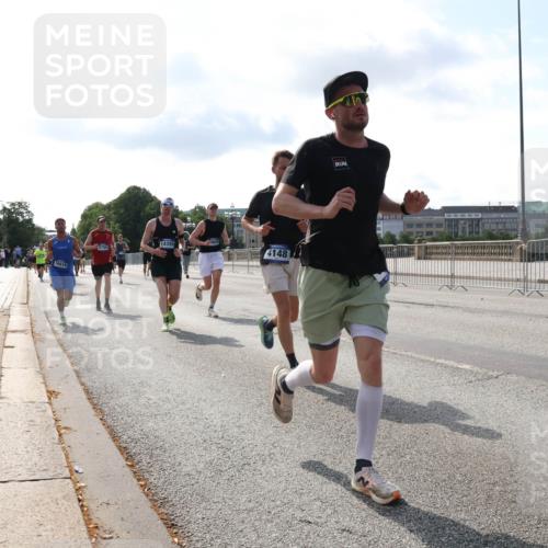 29.06.2025 - hella hamburg halbmarathon Lena Gebhardt http://msf.ph/oto/8404863 29.06.2025 09:49:26 Lombardsbrücke 16816, 14359, 4148, 1445, 1571, 1600, 1603, 2044, 2707, 2745, 2750, 2797, 2849, 2980, 3014, 3116, 3136, 3282, 4148, 4425, 4766, 5050, 5648, 5889, 6037, 6047, 6095, 6149, 6771, 7035, 7109, 7229, 7310, 7743, 7981, 8358, 8370, 8465, 9640, 9686, 9914, 10369, 10451, 10877, 10930, 11106, 11177, 11423, 11447, 11952, 12088, 12091, 12098, 12168, 12739, 13064, 13158, 13190, 13755, 13900, 14075, 14311, 14359, 14603, 14629, 14667, 14789, 15094 meine-sportfotos.de