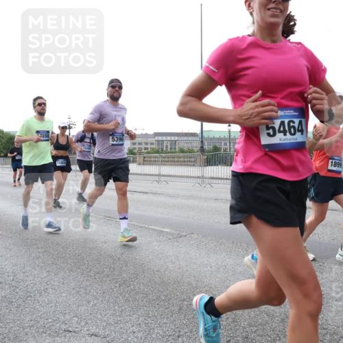 29.06.2025 - hella hamburg halbmarathon Lena Gebhardt http://msf.ph/oto/8404893 29.06.2025 10:03:44 Lombardsbrücke 13793, 484, 7550, 15859, 10389, 5396, 5464, 1899, 1032, 1114, 1161, 1355, 1367, 1885, 2277, 2594, 2619, 2683, 2759, 4095, 4307, 4511, 5363, 5384, 5396, 5464, 5613, 6391, 6453, 7006, 7277, 7278, 7279, 7290, 7306, 7485, 7935, 8469, 8484, 8727, 9280, 9453, 9899, 10389, 11402, 11556, 11614, 12211, 12212, 12336, 12377, 12653, 12843, 13173, 13793, 13976, 15520, 15539, 15643, 15859, 16113, 16371, 16621, 17098, 17226, 17550, 18028 meine-sportfotos.de