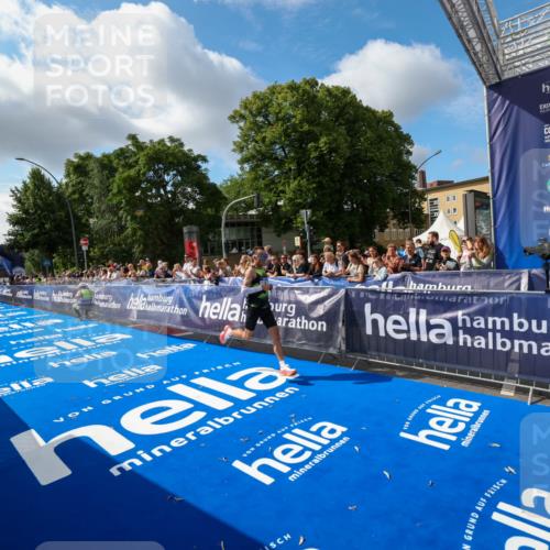 29.06.2025 - hella hamburg halbmarathon Zöllner http://msf.ph/oto/8404939 29.06.2025 10:03:49 Ziel 6 meine-sportfotos.de