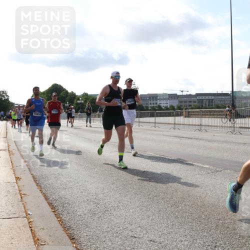 29.06.2025 - hella hamburg halbmarathon Lena Gebhardt http://msf.ph/oto/8404966 29.06.2025 09:49:27 Lombardsbrücke 16816, 2750, 14629, 4148, 1343, 1445, 1571, 1600, 1603, 2044, 2707, 2745, 2750, 2797, 2849, 2980, 3014, 3116, 3136, 3282, 4148, 4425, 4766, 5050, 5648, 5889, 6037, 6047, 6095, 6149, 6771, 7035, 7109, 7229, 7310, 7743, 7981, 8358, 8370, 8465, 9296, 9640, 9686, 9914, 10369, 10451, 10877, 10930, 11106, 11423, 11447, 11952, 12088, 12091, 12098, 12168, 12739, 13064, 13158, 13190, 13755, 13800, 13900, 14075, 14311, 14359, 14603, 14629, 14667, 14789, 15094 meine-sportfotos.de