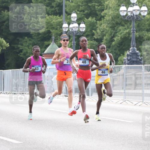 29.06.2025 - hella hamburg halbmarathon Lena Gebhardt http://msf.ph/oto/8405050 29.06.2025 09:34:51 Lombardsbrücke 2, 48, 43, 46 meine-sportfotos.de