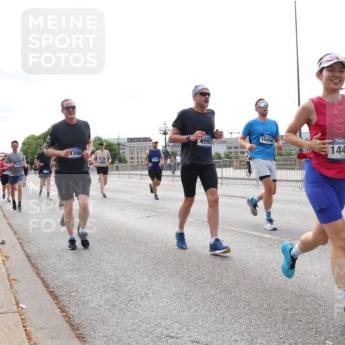 29.06.2025 - hella hamburg halbmarathon Lena Gebhardt http://msf.ph/oto/8405663 29.06.2025 10:24:18 Lombardsbrücke 18109, 1306, 17147, 4993, 15456, 14439, 1005, 1009, 1064, 1389, 1395, 1444, 2132, 2280, 2477, 2489, 3013, 3053, 3185, 3285, 3421, 3579, 3786, 4111, 4122, 4162, 4464, 4597, 4684, 4719, 4990, 4993, 5039, 5055, 5138, 5258, 5260, 5661, 5829, 5830, 5954, 6478, 6524, 6526, 7013, 7426, 7528, 7920, 7975, 8141, 8149, 8167, 8187, 8297, 8502, 8717, 9063, 9217, 9603, 11044, 11306, 11347, 11415, 12210, 13111, 13113, 13380, 13573, 13638, 13711, 14143 meine-sportfotos.de