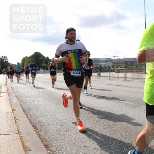 29.06.2025 - hella hamburg halbmarathon Lena Gebhardt http://msf.ph/oto/8405733 29.06.2025 09:49:34 Lombardsbrücke 14337, 3136, 15094, 9914, 18547, 1343, 1445, 1603, 1975, 2044, 2324, 2573, 2707, 2745, 2750, 2849, 2949, 2980, 3014, 3116, 3136, 3282, 3431, 4148, 4303, 4425, 4766, 5050, 5648, 5889, 6095, 6149, 6771, 7035, 7109, 7229, 7796, 7981, 8358, 8370, 8465, 9264, 9265, 9296, 9686, 9914, 10369, 10680, 10930, 11447, 11765, 11952, 12088, 12098, 12839, 13064, 13141, 13158, 13190, 13800, 13900, 14075, 14077, 14204, 14311, 14359, 14374, 14603, 14629, 14667, 14688, 14789, 15094 meine-sportfotos.de