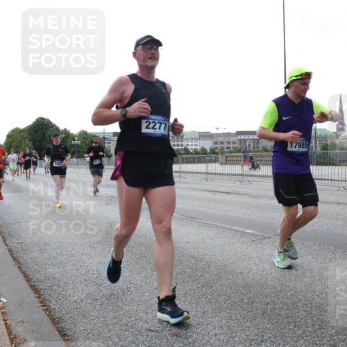 29.06.2025 - hella hamburg halbmarathon Lena Gebhardt http://msf.ph/oto/8405785 29.06.2025 10:03:52 Lombardsbrücke 8727, 1367, 2277, 17955, 7306, 1032, 1114, 1161, 1355, 1367, 1885, 2277, 2683, 2759, 3488, 4095, 4307, 4488, 5058, 5363, 5384, 5396, 5464, 5613, 6142, 6391, 6706, 7006, 7017, 7277, 7278, 7279, 7306, 7485, 8421, 8422, 8423, 8469, 8484, 8727, 9280, 9526, 9899, 10389, 11402, 11511, 11614, 12336, 12377, 12653, 13173, 13583, 13793, 13976, 15520, 15539, 15643, 15678, 15859, 16099, 16113, 16371, 16621, 17098, 17226, 17550, 18028 meine-sportfotos.de