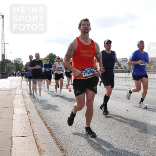 29.06.2025 - hella hamburg halbmarathon Lena Gebhardt http://msf.ph/oto/8406433 29.06.2025 09:49:41 Lombardsbrücke 60, 8370, 9296, 15095, 282, 1343, 1445, 1800, 1975, 2324, 2573, 2745, 2750, 2849, 2949, 2980, 3014, 3116, 3136, 3282, 3431, 4148, 4303, 4318, 4425, 4528, 4766, 5050, 5648, 5889, 6095, 6123, 6149, 6771, 7035, 7109, 7229, 7796, 8370, 8465, 8925, 9264, 9265, 9296, 9686, 9914, 10680, 10930, 11765, 11952, 12098, 12327, 12839, 13141, 13158, 13457, 13800, 14077, 14204, 14311, 14359, 14374, 14629, 14667, 14688, 14789, 15094 meine-sportfotos.de