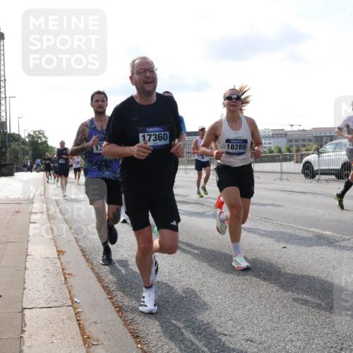 29.06.2025 - hella hamburg halbmarathon Lena Gebhardt http://msf.ph/oto/8406614 29.06.2025 09:49:42 Lombardsbrücke 13, 17360, 18285, 13800, 1343, 1445, 1800, 1975, 2324, 2573, 2745, 2750, 2849, 2949, 2980, 3014, 3116, 3136, 3282, 3431, 4148, 4303, 4318, 4425, 4528, 4766, 5050, 5648, 5889, 6095, 6123, 6149, 6771, 7035, 7109, 7229, 7796, 8370, 8465, 8925, 9264, 9265, 9296, 9686, 9914, 10680, 10930, 11765, 11952, 12098, 12327, 12839, 13141, 13158, 13457, 13800, 14077, 14204, 14311, 14359, 14374, 14629, 14667, 14688, 14789, 15094 meine-sportfotos.de