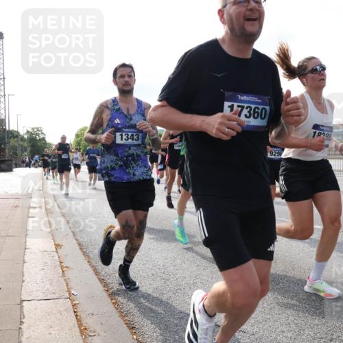 29.06.2025 - hella hamburg halbmarathon Lena Gebhardt http://msf.ph/oto/8406713 29.06.2025 09:49:42 Lombardsbrücke 14204, 1343, 1468, 17360, 9296, 8285, 13800, 1343, 1445, 1800, 1975, 2324, 2573, 2745, 2750, 2849, 2949, 2980, 3014, 3116, 3136, 3282, 3431, 4148, 4303, 4318, 4425, 4528, 4766, 5050, 5648, 5889, 6095, 6123, 6149, 6771, 7035, 7109, 7229, 7796, 8370, 8465, 8925, 9264, 9265, 9296, 9686, 9914, 10680, 10930, 11765, 11952, 12098, 12327, 12839, 13141, 13158, 13457, 13800, 14077, 14204, 14311, 14359, 14374, 14629, 14667, 14688, 14789, 15094 meine-sportfotos.de