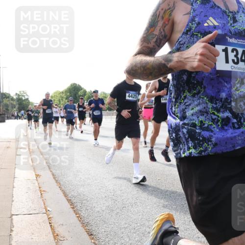 29.06.2025 - hella hamburg halbmarathon Lena Gebhardt http://msf.ph/oto/8406794 29.06.2025 09:49:43 Lombardsbrücke 14204, 4303, 4425, 146, 9265, 1343, 1343, 1445, 1800, 1975, 2324, 2573, 2745, 2750, 2849, 2949, 2980, 3014, 3116, 3136, 3282, 3431, 3530, 4148, 4303, 4318, 4425, 4528, 4766, 5050, 5648, 6095, 6123, 6149, 6771, 7035, 7109, 7229, 7796, 8370, 8465, 8925, 9264, 9265, 9296, 9686, 9914, 10680, 10930, 11765, 11952, 12098, 12327, 12839, 13141, 13158, 13457, 13800, 14077, 14204, 14311, 14359, 14374, 14629, 14667, 14688, 14789, 15094 meine-sportfotos.de