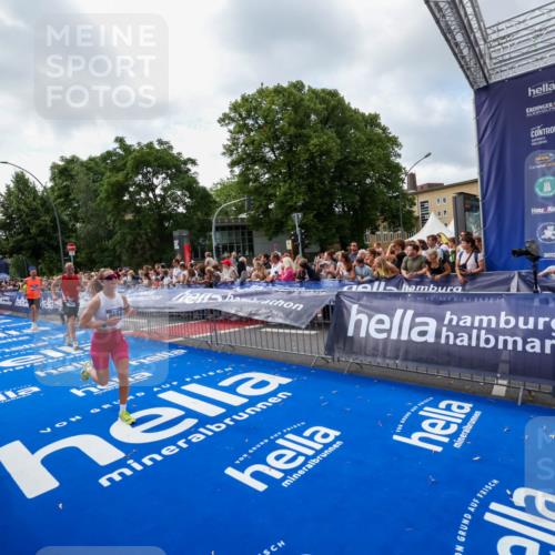 29.06.2025 - hella hamburg halbmarathon Zöllner http://msf.ph/oto/8407101 29.06.2025 10:42:05 Ziel 5690, 6593, 7363, 8694, 10216, 11417, 12292, 13196, 15846, 17864, 17926, 18920, 19046 meine-sportfotos.de