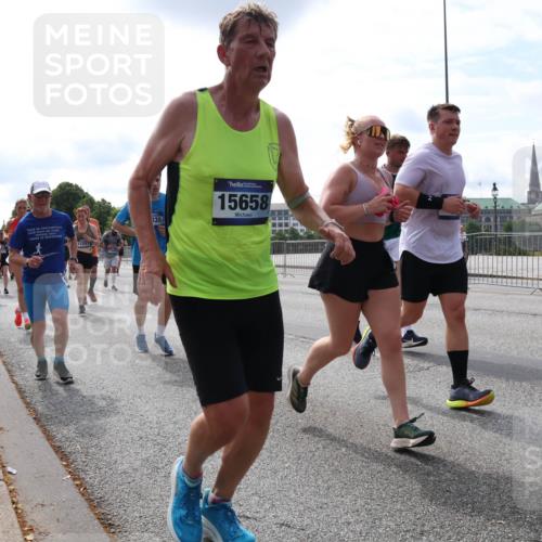 29.06.2025 - hella hamburg halbmarathon Lena Gebhardt http://msf.ph/oto/8407801 29.06.2025 10:16:48 Lombardsbrücke 12297, 335, 15658, 1117, 1212, 1240, 1244, 1331, 1348, 1403, 1553, 1599, 1602, 1825, 2225, 2347, 2912, 3030, 3088, 3156, 3176, 3450, 3484, 3622, 3687, 4478, 4583, 5036, 5037, 5294, 6024, 6328, 6488, 6742, 6941, 6948, 7114, 7115, 7158, 7257, 7345, 7358, 7360, 7376, 7753, 7924, 7928, 8263, 8295, 8317, 8513, 8597, 8619, 8645, 8707, 8847, 8857, 9091, 9208, 9332, 9492, 9628, 9664, 9676, 9810, 10076, 10139, 10141, 10232, 11344, 11345 meine-sportfotos.de