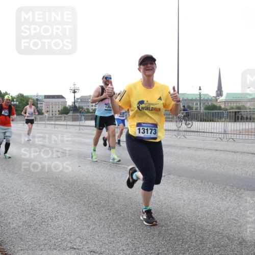 29.06.2025 - hella hamburg halbmarathon Lena Gebhardt http://msf.ph/oto/8407915 29.06.2025 10:04:06 Lombardsbrücke 103, 9280, 135, 8423, 13173, 1032, 1355, 1367, 2277, 2759, 2979, 3488, 4095, 4488, 4587, 5058, 5354, 5363, 5365, 5396, 5613, 5976, 6142, 6706, 6709, 7006, 7017, 7306, 7485, 8177, 8217, 8421, 8422, 8423, 8469, 8484, 8727, 9280, 9526, 9899, 10389, 10756, 11402, 11511, 11582, 11614, 12004, 12005, 12336, 12653, 12998, 13173, 13583, 14340, 14436, 14917, 15520, 15525, 15678, 15859, 16099, 16113, 16621, 17071, 17098, 17437 meine-sportfotos.de