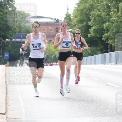 29.06.2025 - hella hamburg halbmarathon Lena Gebhardt http://msf.ph/oto/8408209 29.06.2025 09:37:38 Lombardsbrücke 10, 55, 12673, 45, 50, 31, 45, 50, 12673 meine-sportfotos.de