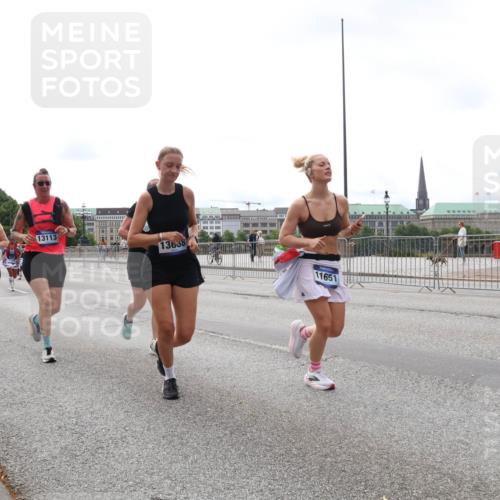 29.06.2025 - hella hamburg halbmarathon Lena Gebhardt http://msf.ph/oto/8408822 29.06.2025 10:24:53 Lombardsbrücke 4111, 13113, 13, 38, 1, 11651, 1064, 1352, 1395, 1740, 2000, 2108, 2249, 2280, 2944, 3053, 3099, 3113, 3132, 3421, 3786, 3920, 4008, 4010, 4111, 4221, 4444, 4464, 5126, 5138, 5829, 5830, 6261, 6570, 7778, 8083, 9573, 10907, 11400, 11651, 11816, 11817, 11921, 12070, 12303, 13111, 13113, 13380, 13573, 13638, 14143, 14649, 14898, 15124, 15153, 15679, 15942, 15975, 17185, 17535, 17954, 18194, 18198 meine-sportfotos.de