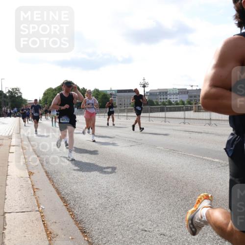 29.06.2025 - hella hamburg halbmarathon Lena Gebhardt http://msf.ph/oto/8408948 29.06.2025 09:49:58 Lombardsbrücke 18173, 18529, 30, 1343, 1445, 1615, 1675, 1800, 1803, 1975, 2324, 2415, 2573, 2750, 2949, 3136, 3282, 3332, 3431, 3530, 4303, 4318, 4425, 4528, 5248, 5409, 6095, 6123, 6682, 6704, 7035, 7229, 7495, 7774, 7796, 8370, 8465, 8629, 8925, 9264, 9265, 9294, 9296, 9302, 9686, 9711, 9914, 9979, 10680, 10894, 10930, 11765, 11767, 12327, 12540, 12554, 12839, 12895, 13141, 13457, 13800, 14077, 14204, 14359, 14374, 14560, 14629, 14688, 14789, 15094 meine-sportfotos.de