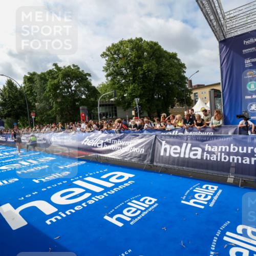 29.06.2025 - hella hamburg halbmarathon Zöllner http://msf.ph/oto/8409503 29.06.2025 10:19:25 Ziel 2659, 13016 meine-sportfotos.de