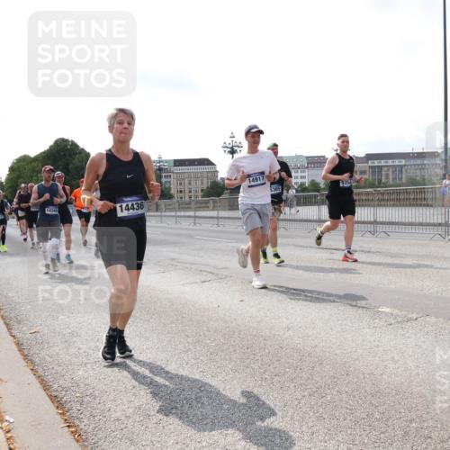 29.06.2025 - hella hamburg halbmarathon Lena Gebhardt http://msf.ph/oto/8410576 29.06.2025 10:04:25 Lombardsbrücke 14340, 14436, 14917, 5365, 5354, 1032, 1213, 1347, 1377, 1674, 2011, 2852, 2979, 3488, 3994, 4146, 4293, 4488, 4587, 5058, 5354, 5365, 5869, 5976, 6142, 6311, 6706, 6709, 7017, 8177, 8217, 8421, 8422, 8423, 9489, 9526, 10213, 10709, 10756, 10834, 10962, 11511, 11582, 12004, 12005, 12653, 12924, 12998, 13173, 13583, 13625, 14340, 14436, 14917, 15525, 15678, 16099, 16128, 16145, 16753, 16989, 17071, 17113, 17434, 17437 meine-sportfotos.de