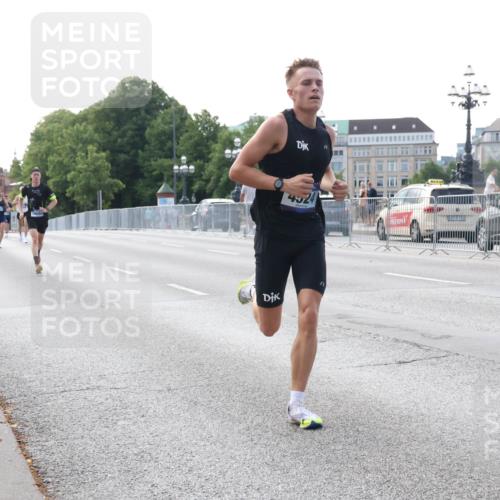 29.06.2025 - hella hamburg halbmarathon Lena Gebhardt http://msf.ph/oto/8410862 29.06.2025 09:39:12 Lombardsbrücke 4524, 4524, 14188, 16529, 18694, 19072 meine-sportfotos.de