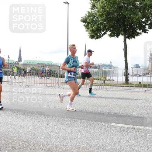 29.06.2025 - hella hamburg halbmarathon Lena Gebhardt http://msf.ph/oto/8411024 29.06.2025 10:25:16 Lombardsbrücke 8083, 14649, 1093, 1627, 1740, 2000, 2108, 2249, 2278, 3920, 3961, 3963, 4008, 4010, 4444, 5126, 5564, 5814, 6869, 7778, 8083, 8962, 9573, 9927, 10845, 10846, 11157, 11400, 11662, 11921, 13510, 13842, 14086, 14649, 15016, 15119, 15124, 15153, 15283, 15679, 15942, 16421, 16422, 17185, 17954, 18194, 18198 meine-sportfotos.de