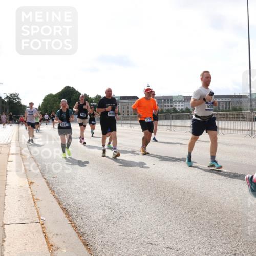 29.06.2025 - hella hamburg halbmarathon Lena Gebhardt http://msf.ph/oto/8411094 29.06.2025 10:04:29 Lombardsbrücke 7017, 16753, 8217, 16989, 9489, 1778, 1299, 1213, 1316, 1347, 1377, 1674, 2011, 2463, 2698, 2852, 2979, 3488, 3994, 4146, 4293, 4488, 4587, 5058, 5354, 5365, 5869, 5976, 6142, 6311, 6706, 6709, 7017, 8177, 8217, 8421, 8422, 8423, 9489, 9526, 10100, 10213, 10709, 10756, 10834, 10962, 11511, 11582, 12004, 12005, 12125, 12924, 12998, 13533, 13583, 13625, 14340, 14436, 14917, 15525, 15532, 15678, 16099, 16128, 16145, 16753, 16989, 16995, 17071, 17113, 17434, 17437 meine-sportfotos.de
