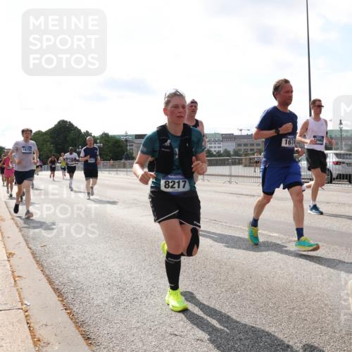 29.06.2025 - hella hamburg halbmarathon Lena Gebhardt http://msf.ph/oto/8411360 29.06.2025 10:04:31 Lombardsbrücke 16753, 8217, 1674, 10962, 1213, 1316, 1347, 1377, 1674, 2011, 2463, 2698, 2852, 2979, 3488, 3994, 4146, 4293, 4587, 5058, 5354, 5365, 5869, 5976, 6142, 6311, 6706, 6709, 7017, 8049, 8177, 8217, 8421, 8422, 8423, 9489, 9526, 10100, 10213, 10709, 10756, 10834, 10962, 11511, 11582, 12004, 12005, 12125, 12924, 12998, 13533, 13583, 13625, 14340, 14436, 14917, 15525, 15532, 15678, 16099, 16128, 16145, 16753, 16989, 16995, 17071, 17113, 17434, 17437, 17814 meine-sportfotos.de
