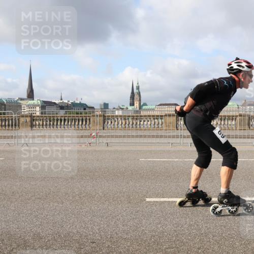 29.06.2025 - hella hamburg halbmarathon Lena Gebhardt http://msf.ph/oto/8411562 29.06.2025 08:55:27 Lombardsbrücke  meine-sportfotos.de