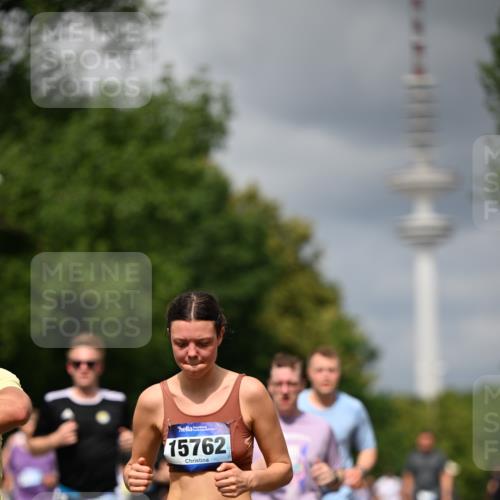 29.06.2025 - hella hamburg halbmarathon Dr. Thomas Lammeyer http://msf.ph/oto/8411823 29.06.2025 10:43:01 Kennedybrücke 1457, 1721, 1856, 2113, 2151, 2486, 2693, 2786, 3094, 3095, 3216, 3242, 3323, 3726, 3841, 3927, 4139, 4155, 4259, 4260, 5085, 5089, 5155, 5161, 5300, 5617, 5684, 6199, 6200, 6751, 7117, 7118, 7119, 7165, 7561, 7692, 7849, 7914, 8583, 8635, 8747, 9004, 9689, 10584 meine-sportfotos.de
