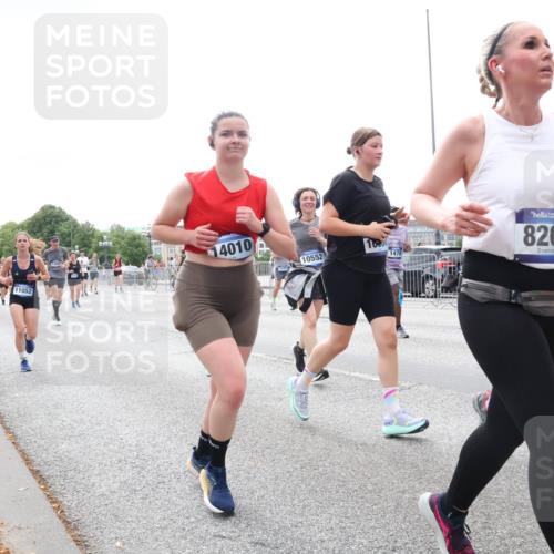 29.06.2025 - hella hamburg halbmarathon Lena Gebhardt http://msf.ph/oto/8411843 29.06.2025 10:51:11 Lombardsbrücke 11052, 14010, 10552, 10, 04, 1478, 8200, 1129, 1203, 1208, 1404, 1478, 1617, 2200, 2202, 2358, 2380, 2484, 2485, 2859, 3184, 3229, 3647, 3934, 4156, 4652, 4713, 4771, 4848, 4878, 4920, 5286, 5289, 5357, 5394, 5530, 6178, 6961, 7012, 7133, 7141, 7161, 7769, 7770, 7771, 7825, 8040, 8200, 8410, 8672, 8779, 8986, 9166, 9167, 9168, 9582, 9583, 9763, 10029, 10437, 10552, 10614, 10636, 11034, 11052, 11252, 11575, 11577, 12392, 12393, 14534 meine-sportfotos.de