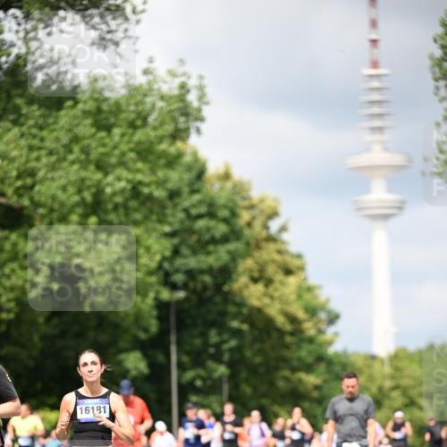 29.06.2025 - hella hamburg halbmarathon Dr. Thomas Lammeyer http://msf.ph/oto/8411929 29.06.2025 10:43:06 Kennedybrücke 1457, 1721, 1856, 2113, 2486, 2693, 2786, 3216, 3242, 3307, 3323, 3726, 4139, 4155, 4259, 4260, 4603, 4964, 5085, 5089, 5155, 5161, 5617, 5684, 5735, 6199, 6200, 7117, 7165, 7561, 7589, 7849, 8583, 8635, 8747, 9004, 9689, 11059 meine-sportfotos.de
