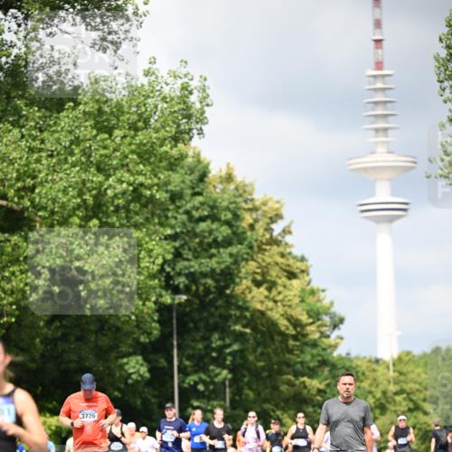 29.06.2025 - hella hamburg halbmarathon Dr. Thomas Lammeyer http://msf.ph/oto/8411988 29.06.2025 10:43:07 Kennedybrücke 1457, 1721, 1856, 2113, 2486, 2524, 2693, 2786, 3216, 3242, 3307, 3323, 3726, 4139, 4155, 4259, 4260, 4603, 4964, 5085, 5089, 5155, 5161, 5617, 5684, 5735, 6199, 6200, 7117, 7165, 7350, 7561, 7589, 7849, 8583, 8635, 8747, 9004, 9689, 11059 meine-sportfotos.de