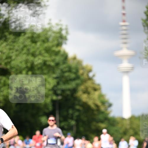 29.06.2025 - hella hamburg halbmarathon Dr. Thomas Lammeyer http://msf.ph/oto/8412500 29.06.2025 10:43:26 Kennedybrücke 1451, 1856, 1883, 2092, 2498, 2524, 2534, 2660, 3307, 3726, 4028, 4410, 4603, 4964, 5617, 5684, 5735, 6112, 6342, 6343, 7263, 7341, 7350, 7589, 7684, 7815, 8783, 10315, 10604, 10696, 11059, 11129, 11313, 11381, 11382 meine-sportfotos.de