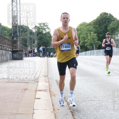 29.06.2025 - hella hamburg halbmarathon Lena Gebhardt http://msf.ph/oto/8412555 29.06.2025 09:39:40 Lombardsbrücke 17402, 11678, 51, 4524, 6380, 6699, 11342, 11678, 13016, 14188, 14932, 14933, 15166, 16548, 17402, 18694, 18848, 19072, 19108 meine-sportfotos.de