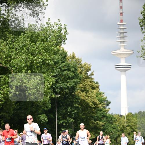 29.06.2025 - hella hamburg halbmarathon Dr. Thomas Lammeyer http://msf.ph/oto/8412635 29.06.2025 10:43:30 Kennedybrücke 1451, 1856, 1883, 2092, 2498, 2524, 2534, 2660, 2893, 3307, 4028, 4410, 4603, 4964, 5617, 5735, 6112, 6342, 6343, 6611, 7263, 7341, 7350, 7589, 7684, 7815, 8243, 8367, 8783, 9393, 10315, 10554, 10604, 10696, 11059, 11129, 11313, 11381, 11382 meine-sportfotos.de