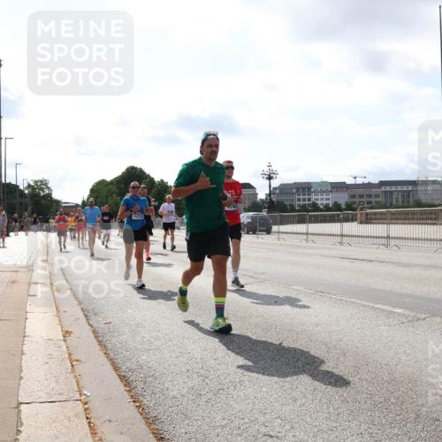29.06.2025 - hella hamburg halbmarathon Lena Gebhardt http://msf.ph/oto/8412649 29.06.2025 10:04:39 Lombardsbrücke 1213, 40, 1126, 1213, 1316, 1347, 1377, 1559, 1674, 2011, 2463, 2628, 2698, 2852, 2979, 3994, 4146, 4293, 4394, 4538, 4587, 4951, 5354, 5365, 5869, 5976, 6311, 6709, 8049, 8217, 9019, 9489, 10100, 10213, 10709, 10756, 10834, 10962, 11088, 11551, 11582, 12004, 12005, 12125, 12924, 12998, 13242, 13533, 13625, 14340, 14436, 14917, 15525, 15532, 16128, 16145, 16357, 16579, 16753, 16989, 16995, 17071, 17113, 17434, 17437, 17814 meine-sportfotos.de