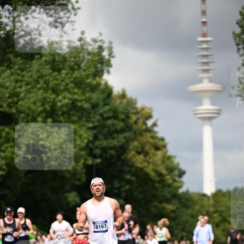 29.06.2025 - hella hamburg halbmarathon Dr. Thomas Lammeyer http://msf.ph/oto/8412743 29.06.2025 10:43:37 Kennedybrücke 1232, 1451, 1883, 2092, 2498, 2524, 2534, 2660, 2893, 4028, 4410, 6112, 6342, 6343, 6611, 7053, 7263, 7341, 7350, 7684, 7815, 8243, 8367, 8457, 8783, 9393, 9708, 10001, 10315, 10516, 10554, 10604, 10696, 11129, 11313, 11381, 11382 meine-sportfotos.de