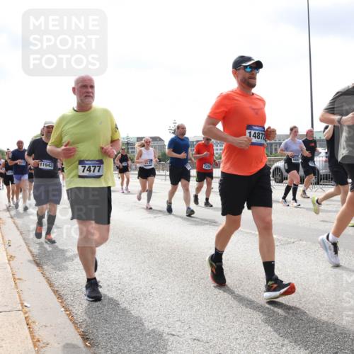 29.06.2025 - hella hamburg halbmarathon Lena Gebhardt http://msf.ph/oto/8412998 29.06.2025 10:42:00 Lombardsbrücke 648, 137, 11943, 2258, 7477, 14872, 1712, 1039, 1314, 1509, 1623, 1624, 1648, 1712, 1752, 2145, 2153, 2523, 2974, 3276, 3326, 3459, 3460, 3568, 4329, 4541, 4735, 4736, 4787, 4885, 5419, 5432, 5671, 6136, 6137, 6153, 6320, 6430, 6436, 6450, 6618, 6837, 6846, 6917, 7357, 7477, 7955, 7968, 8004, 8014, 8162, 8163, 8300, 8301, 8443, 8712, 8848, 8897, 8908, 9008, 9223, 9370, 9467, 9588, 10027, 10623, 11011 meine-sportfotos.de