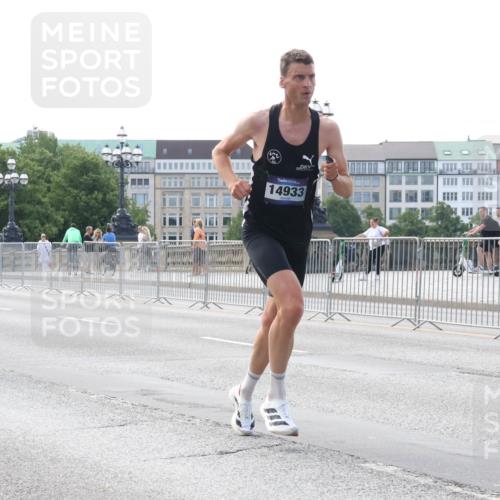 29.06.2025 - hella hamburg halbmarathon Lena Gebhardt http://msf.ph/oto/8413031 29.06.2025 09:39:49 Lombardsbrücke 2144, 14933, 51, 53, 2144, 2659, 3720, 4524, 6380, 6699, 11342, 11678, 13016, 14717, 14932, 14933, 15166, 16120, 16548, 17402, 18694, 18848, 19072, 19108 meine-sportfotos.de