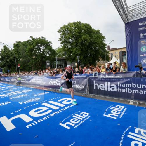 29.06.2025 - hella hamburg halbmarathon Zöllner http://msf.ph/oto/8413054 29.06.2025 10:23:56 Ziel 7963, 9447, 10780, 11194, 12360, 13440 meine-sportfotos.de