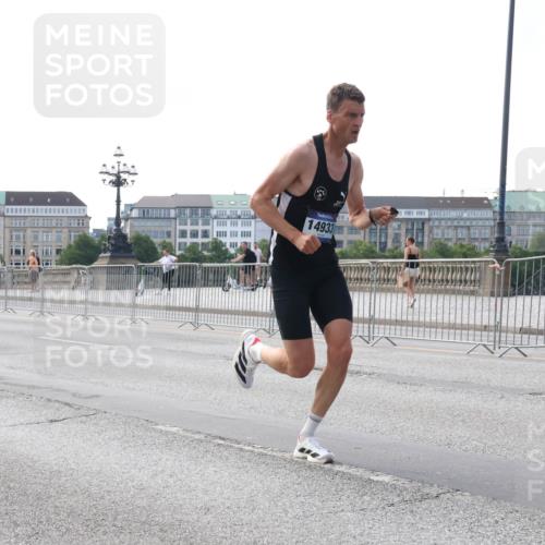 29.06.2025 - hella hamburg halbmarathon Lena Gebhardt http://msf.ph/oto/8413103 29.06.2025 09:39:49 Lombardsbrücke 14933, 51, 53, 2144, 2659, 3720, 4524, 6380, 6699, 11342, 11678, 13016, 14717, 14932, 14933, 15166, 16120, 16548, 17402, 18694, 18848, 19072, 19108 meine-sportfotos.de