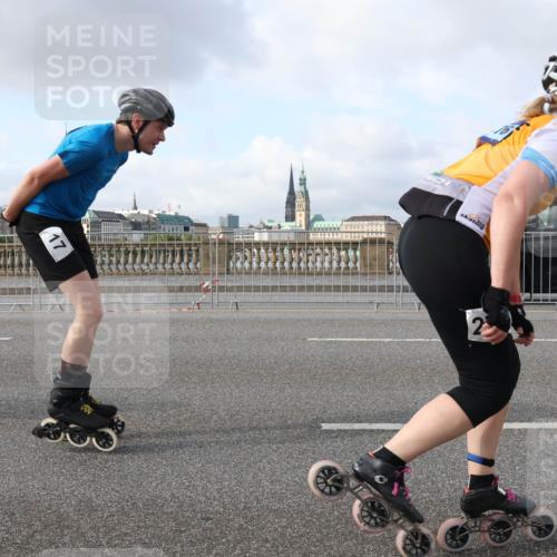 29.06.2025 - hella hamburg halbmarathon Lena Gebhardt http://msf.ph/oto/8413108 29.06.2025 08:55:44 Lombardsbrücke 17 meine-sportfotos.de