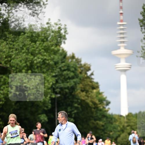 29.06.2025 - hella hamburg halbmarathon Dr. Thomas Lammeyer http://msf.ph/oto/8413188 29.06.2025 10:43:49 Kennedybrücke 1232, 2498, 2893, 3353, 3727, 4523, 4659, 4855, 6321, 6342, 6343, 6611, 6698, 7053, 7125, 7263, 7501, 7684, 8243, 8367, 8457, 8783, 9393, 9455, 9708, 10001, 10315, 10516, 10554, 10714, 10888, 10901, 11313, 11381, 11382 meine-sportfotos.de