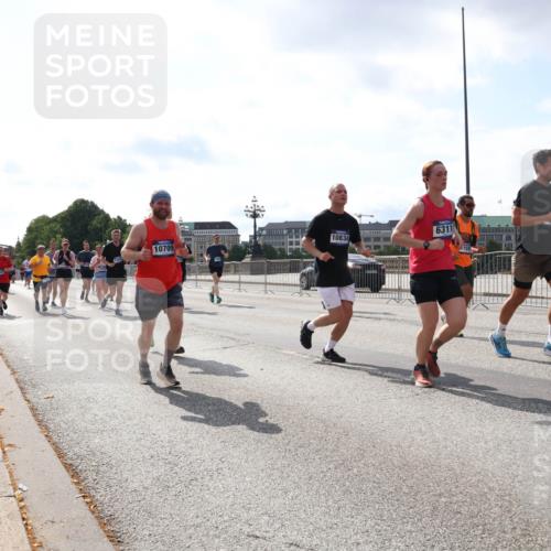 29.06.2025 - hella hamburg halbmarathon Lena Gebhardt http://msf.ph/oto/8413207 29.06.2025 10:04:45 Lombardsbrücke 10709, 10834, 6311, 1126, 1213, 1316, 1347, 1377, 1559, 1674, 2011, 2424, 2463, 2628, 2698, 2852, 3994, 4146, 4293, 4394, 4538, 4587, 4951, 5354, 5365, 5869, 6311, 6709, 7302, 8049, 8217, 9019, 9489, 10100, 10213, 10709, 10834, 10962, 11088, 11551, 11595, 12125, 12924, 12998, 13242, 13533, 13625, 14340, 14436, 14917, 15532, 16128, 16134, 16145, 16357, 16579, 16753, 16989, 16995, 17071, 17112, 17113, 17434, 17814, 17818 meine-sportfotos.de